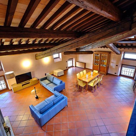 Apartmentsarena - Residenza Degli Scaligeri - Piazza Erbe ヴェローナ エクステリア 写真