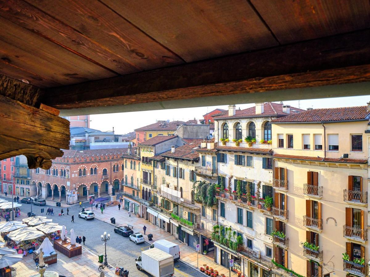 Apartmentsarena - Residenza Degli Scaligeri - Piazza Erbe ヴェローナ エクステリア 写真