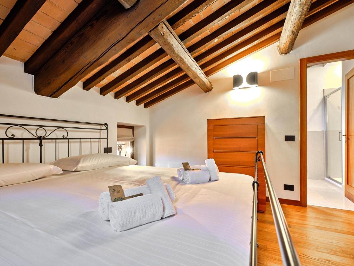 Apartmentsarena - Residenza Degli Scaligeri - Piazza Erbe ヴェローナ エクステリア 写真